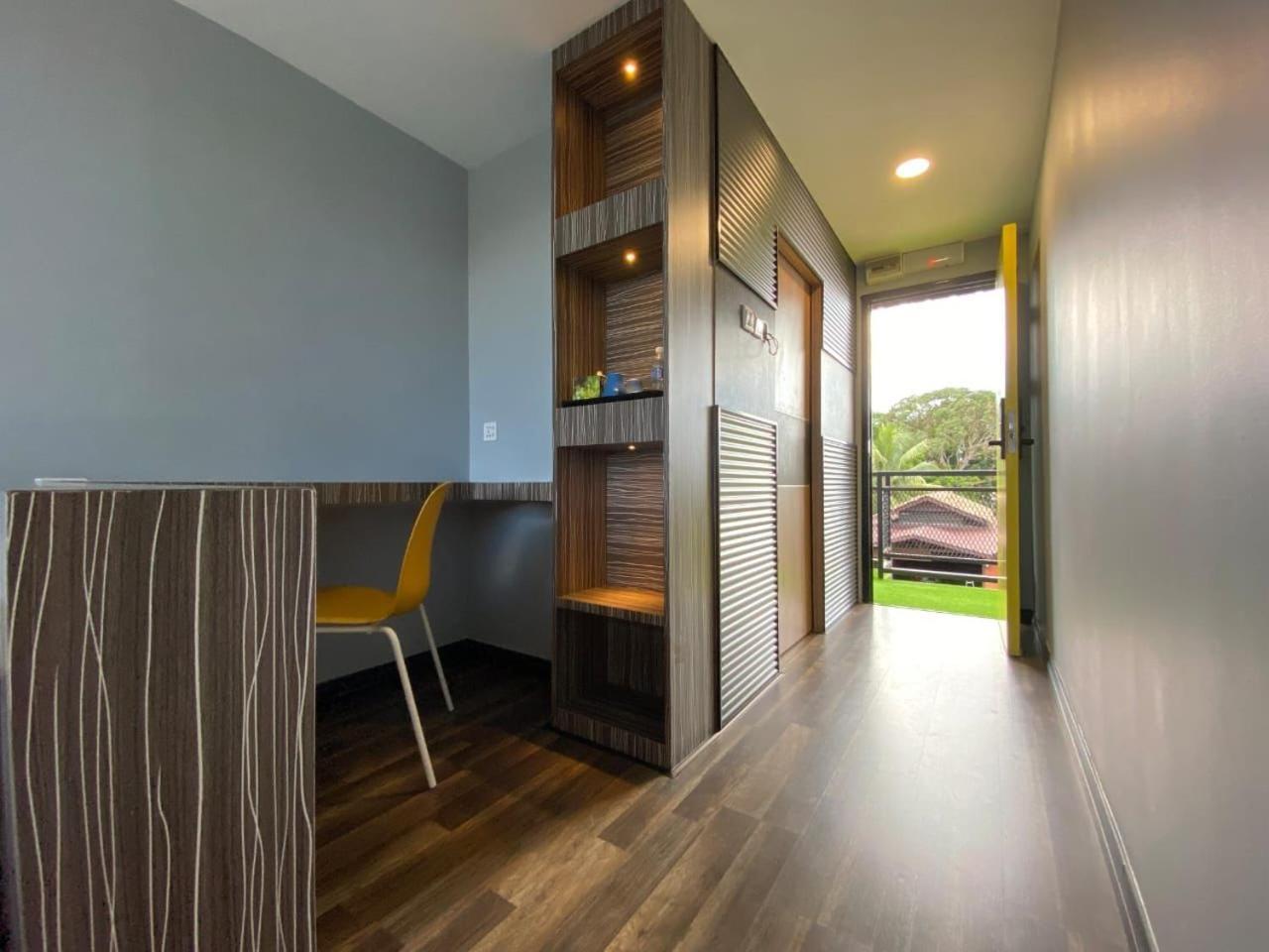 Boxinn The Kontena Home Semporna Exteriér fotografie